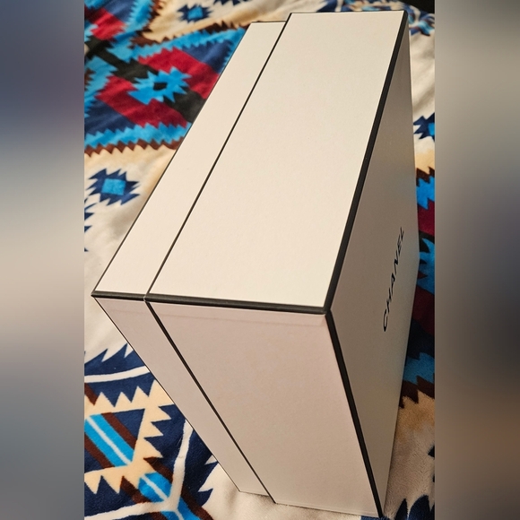 Chanel White Empty Gift Box Tissue Paper Bundle Handbag Wallet Jewelry Storage - Picture 10 of 16